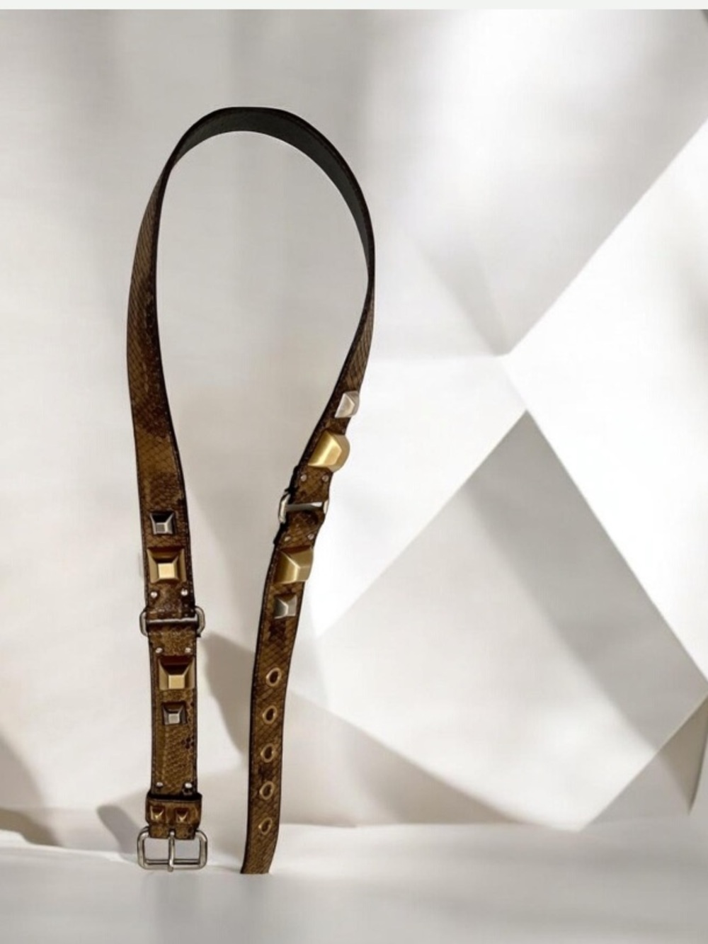 Prada Crocodile Made In Italy Ln 02701 Belt Size 2’ X 38’ APPROX MEASURES